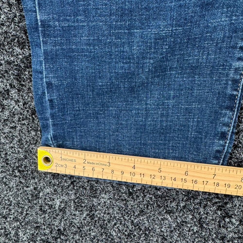 Levis Classic Straight Jeans Womens 14M W32 L30 Medium Wash Denim 39250-0050 - Picture 8 of 9